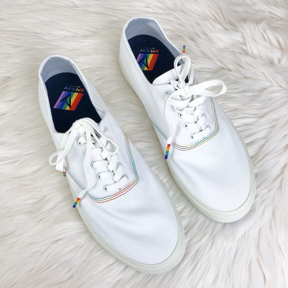 NEW Sperry Captain's CVO Pride Sneaker women’s size 12 rainbow boat shoes - Picture 2 of 12